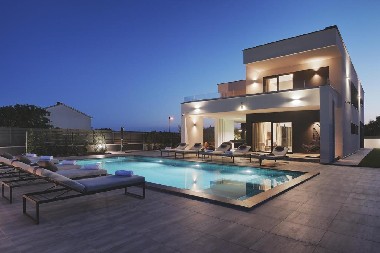 Ula Villa *